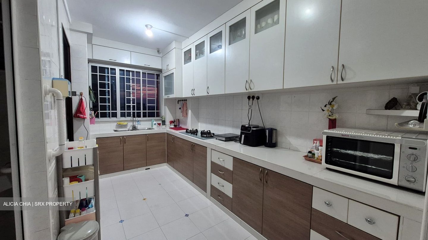 Blk 190 West View @ Bukit Batok (Bukit Batok), HDB 4 Rooms #577814501